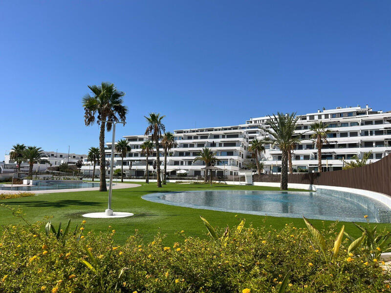 Apartamento en venta en Finestrat, Alicante