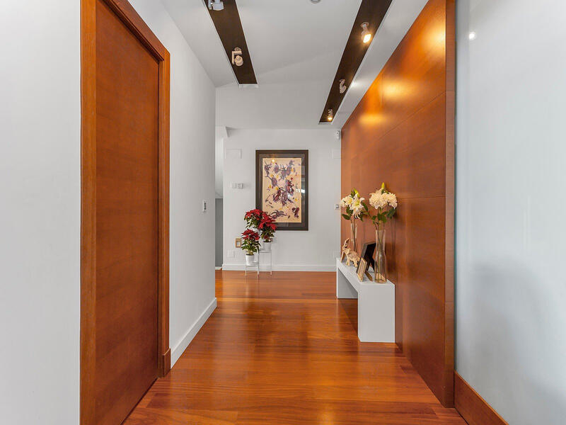 6 bedroom Villa for sale