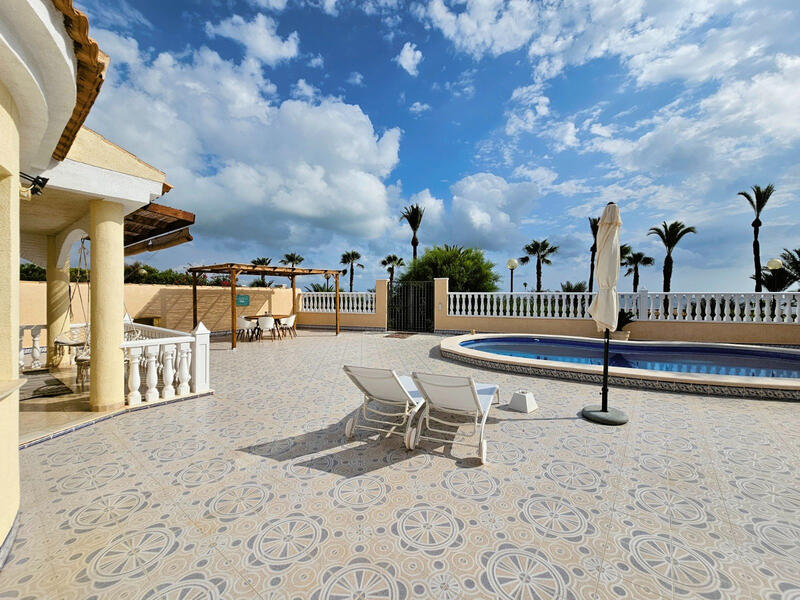 4 chambre Villa à vendre