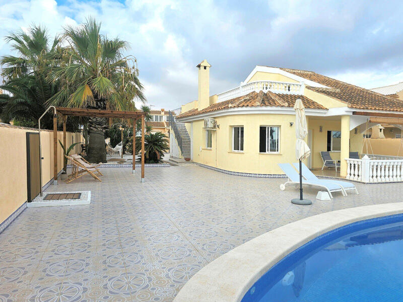 4 chambre Villa à vendre