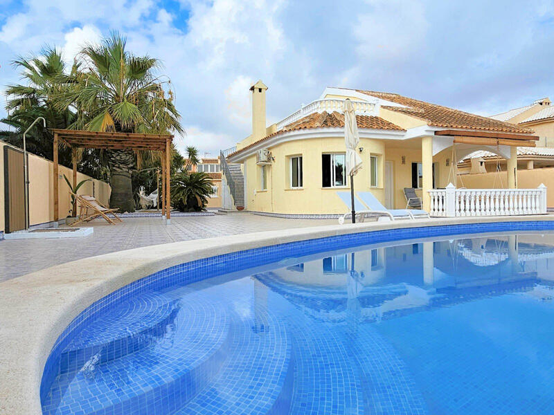 4 chambre Villa à vendre