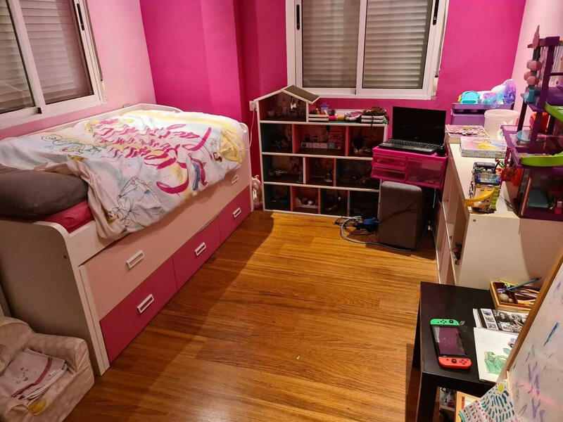 5 chambre Autre à vendre