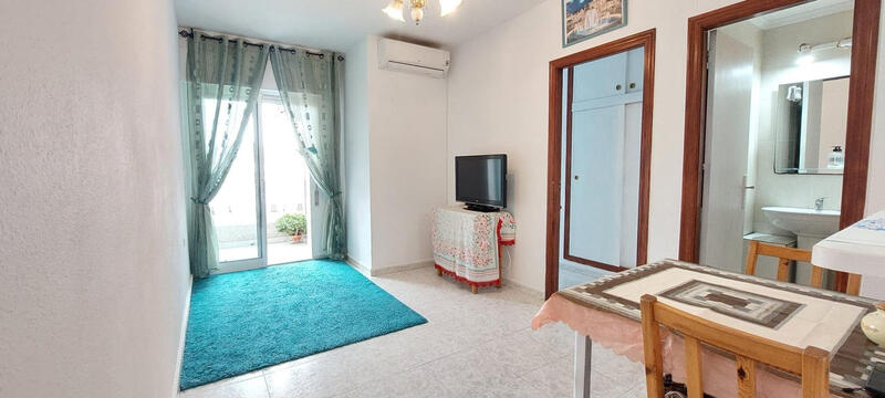 2 slaapkamer Appartement Te koop