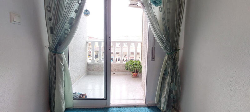 2 slaapkamer Appartement Te koop