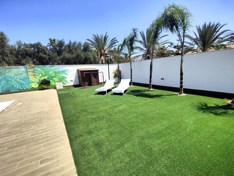 5 bedroom Villa for sale
