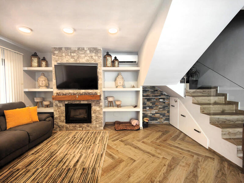 5 bedroom Villa for sale