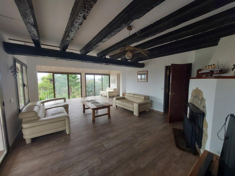 4 Cuarto Villa en venta