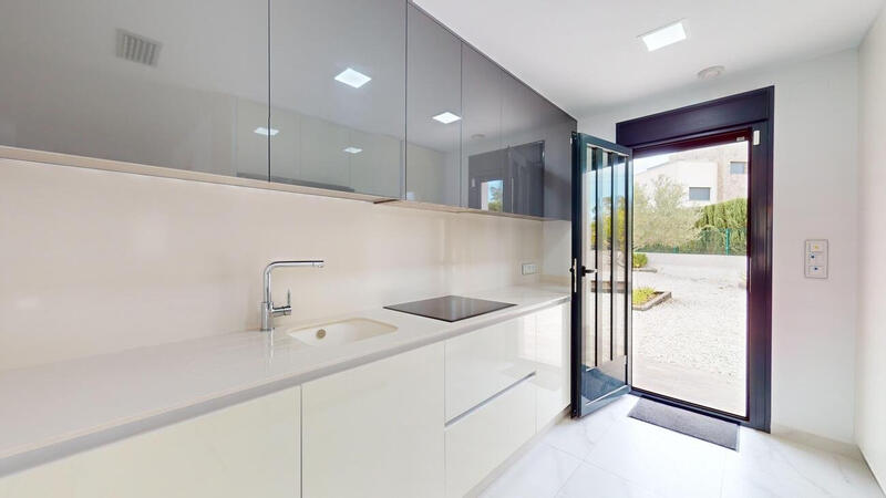 4 Cuarto Villa en venta