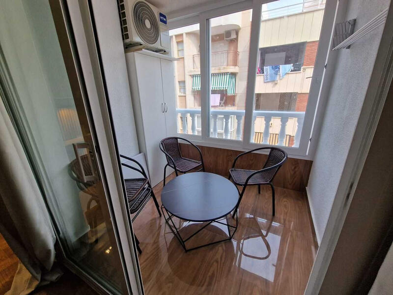 2 slaapkamer Appartement Te koop