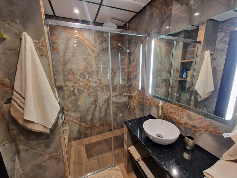 2 slaapkamer Appartement Te koop