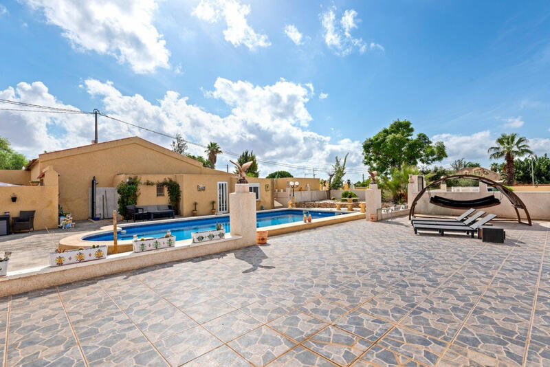 3 bedroom Villa for sale