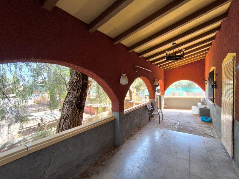 5 bedroom Villa for sale