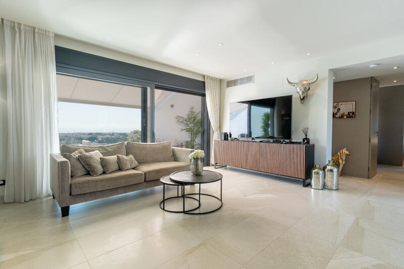 3 bedroom Apartment for sale