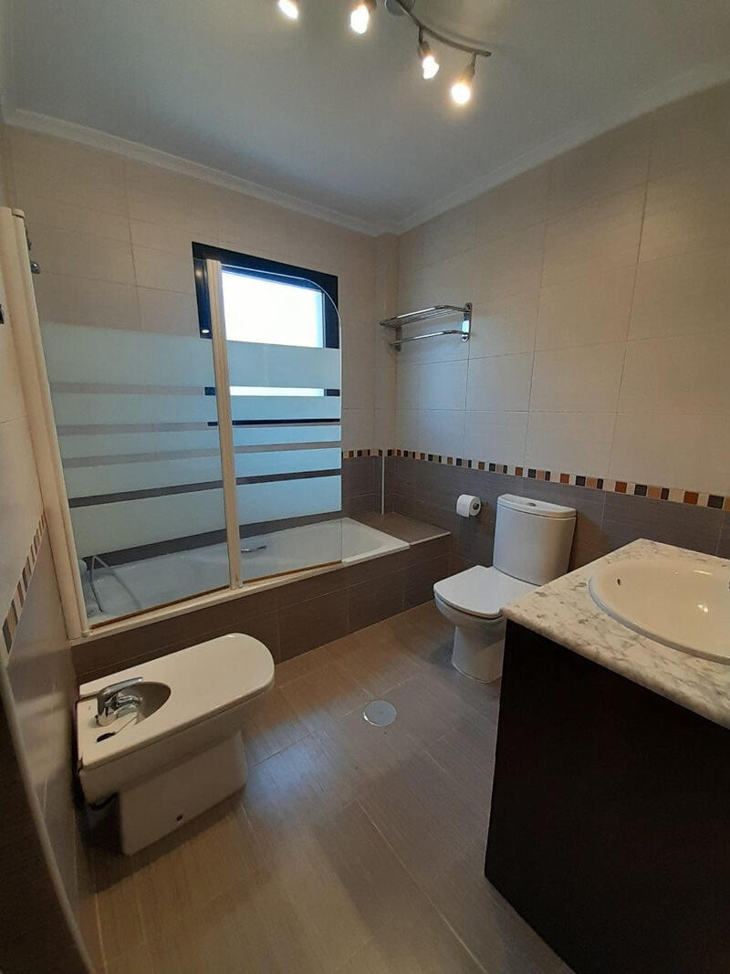 3 sovrum Villa till salu