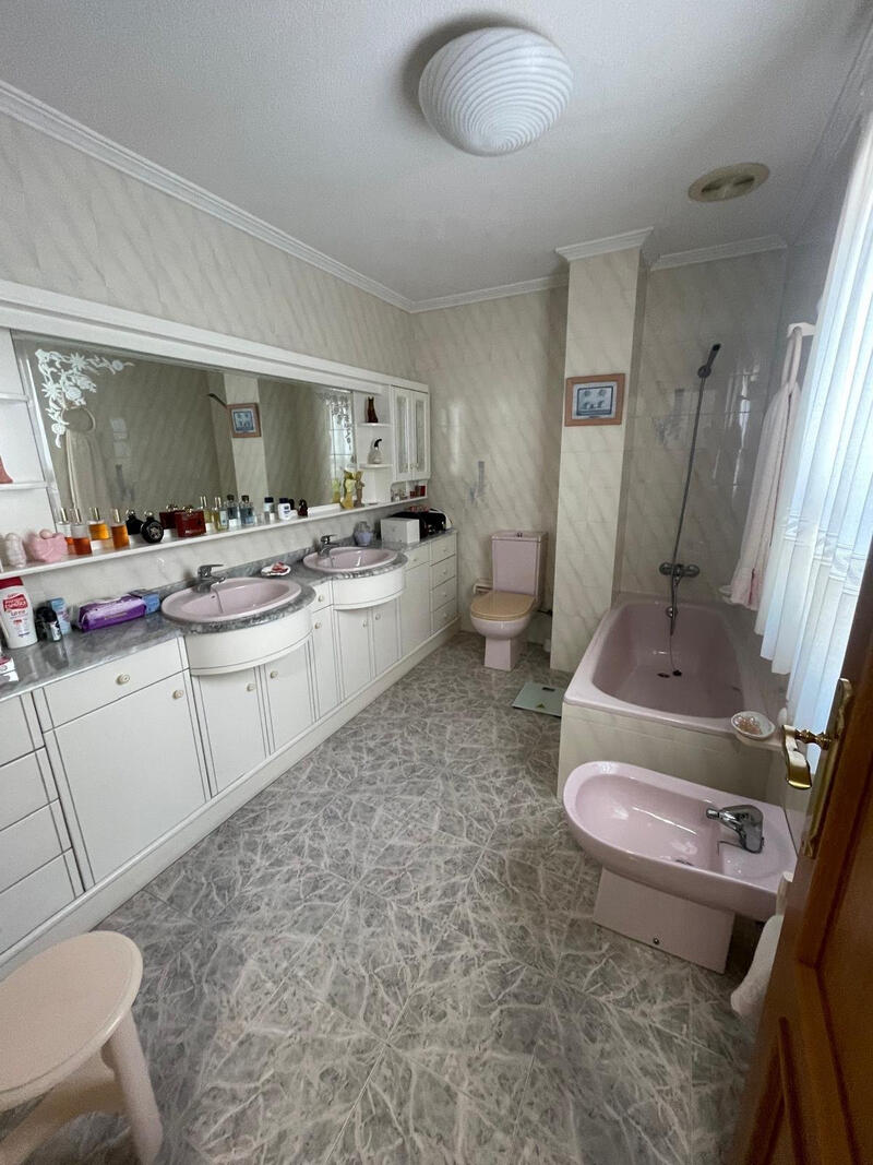 4 chambre Appartement à vendre
