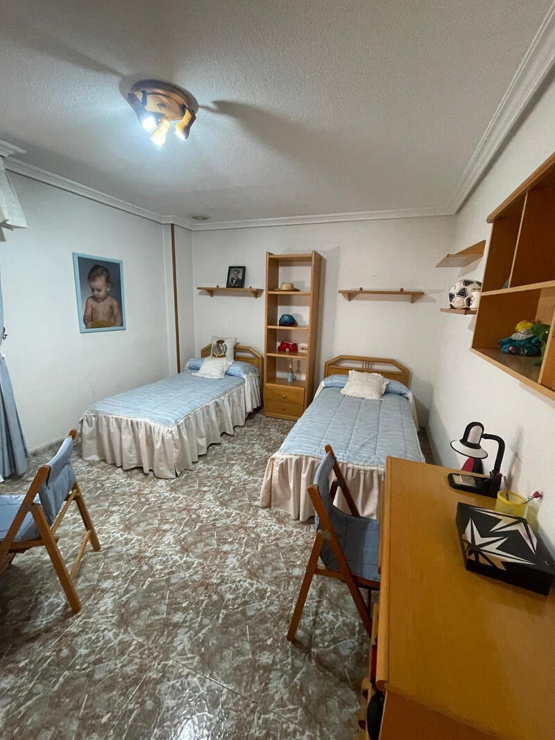 4 chambre Appartement à vendre
