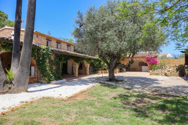 3 Cuarto Villa en venta