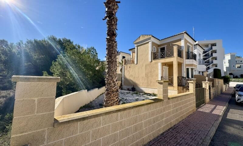 3 slaapkamer Villa Te koop