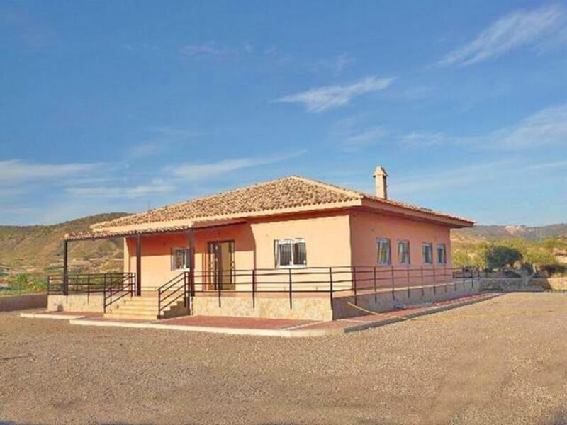 3 bedroom Country House for sale