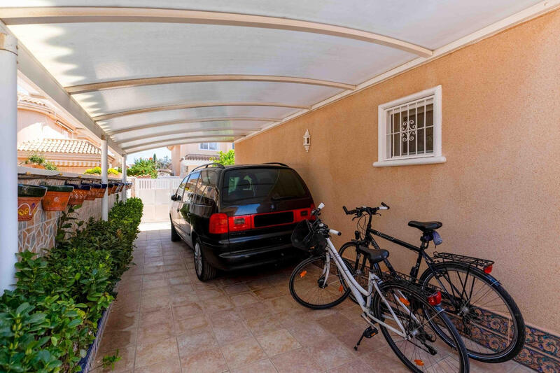 3 slaapkamer Villa Te koop