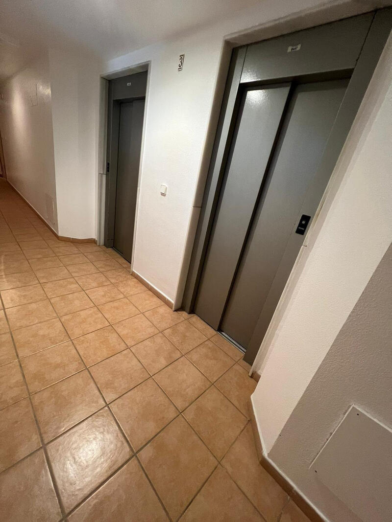2 slaapkamer Appartement Te koop