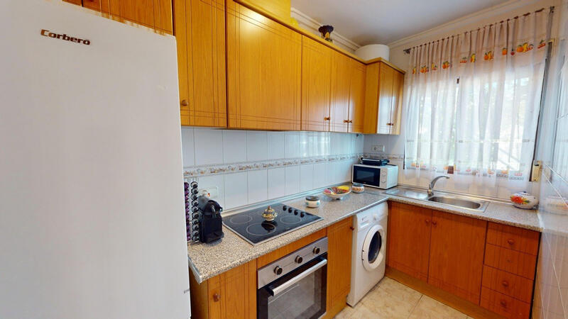 2 Cuarto Villa en venta