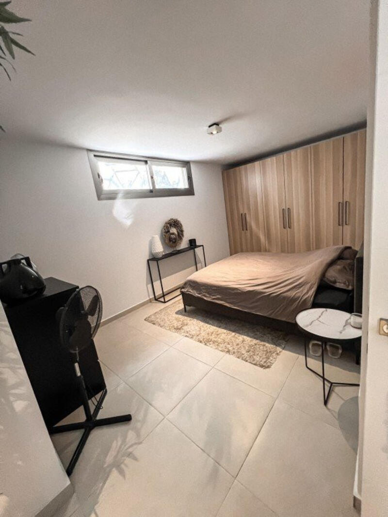 4 Cuarto Villa en venta