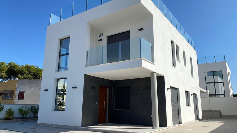 3 спальная комната вилла продается
