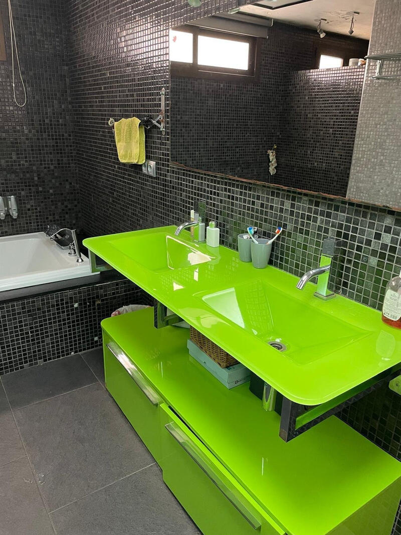 4 chambre Duplex à vendre