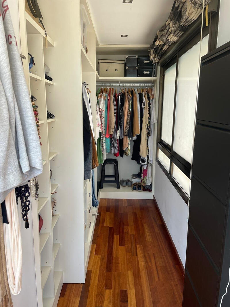 4 chambre Duplex à vendre
