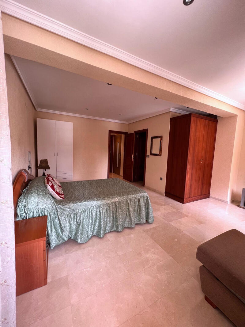 2 chambre Duplex à vendre