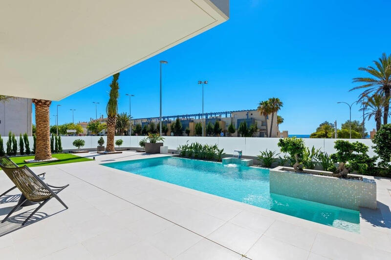 4 slaapkamer Villa Te koop