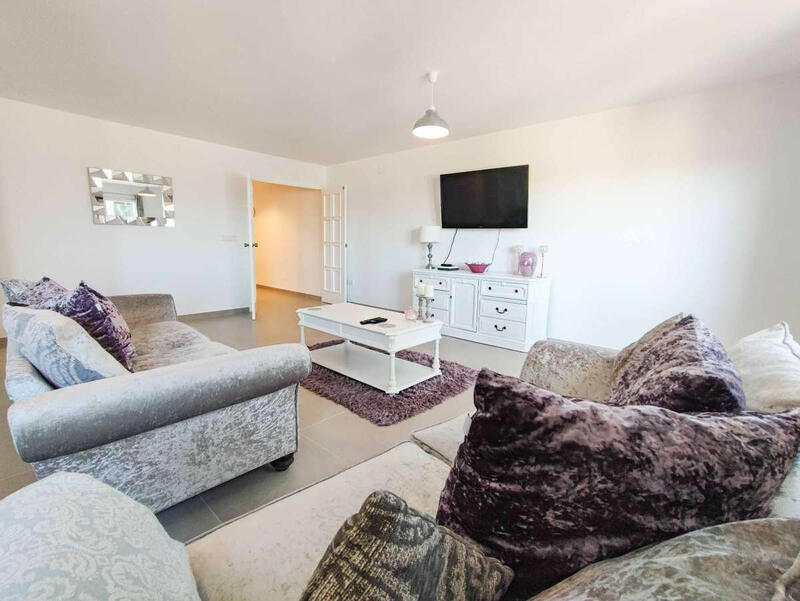 3 bedroom Apartment for sale