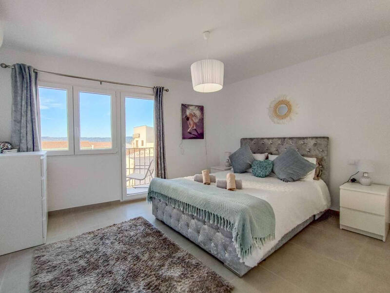 3 bedroom Apartment for sale