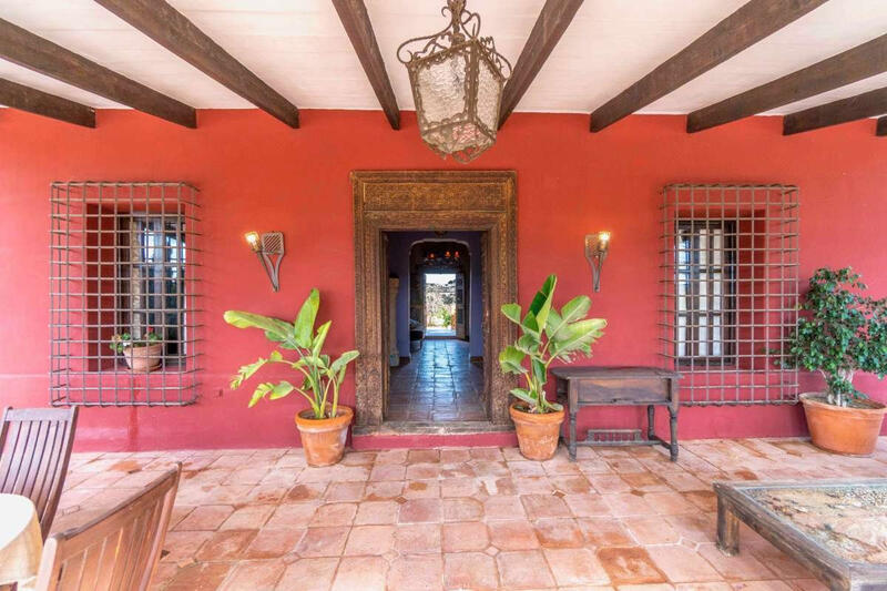4 bedroom Country House for sale