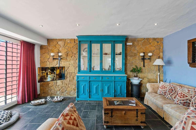 4 bedroom Country House for sale