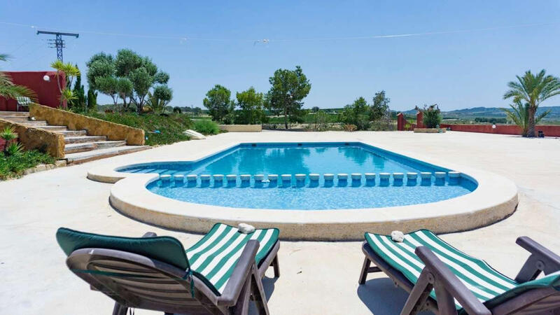 4 bedroom Country House for sale