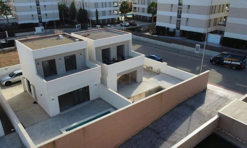 3 спальная комната вилла продается