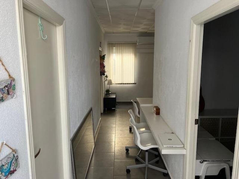 3 slaapkamer Gezinswoning Te koop