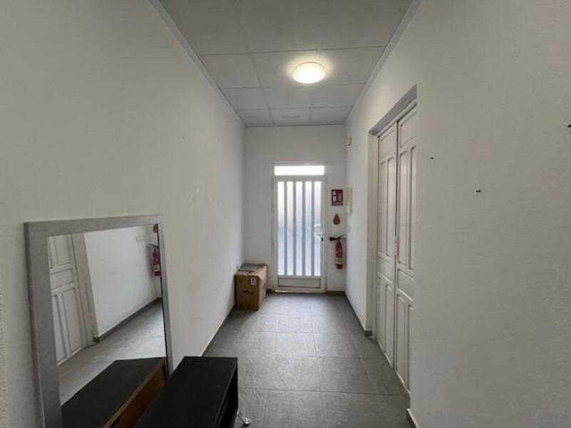 3 slaapkamer Gezinswoning Te koop