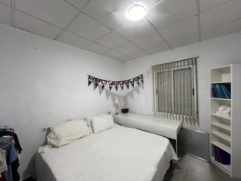 3 slaapkamer Gezinswoning Te koop