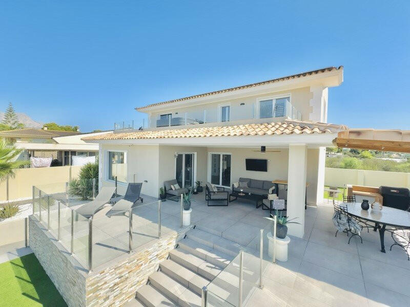 Villa à vendre dans l'-Playa Alfas del Pí, Alicante