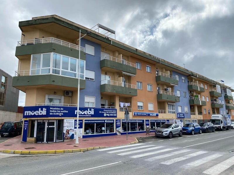 Appartement Te koop in San Miguel de Salinas, Alicante