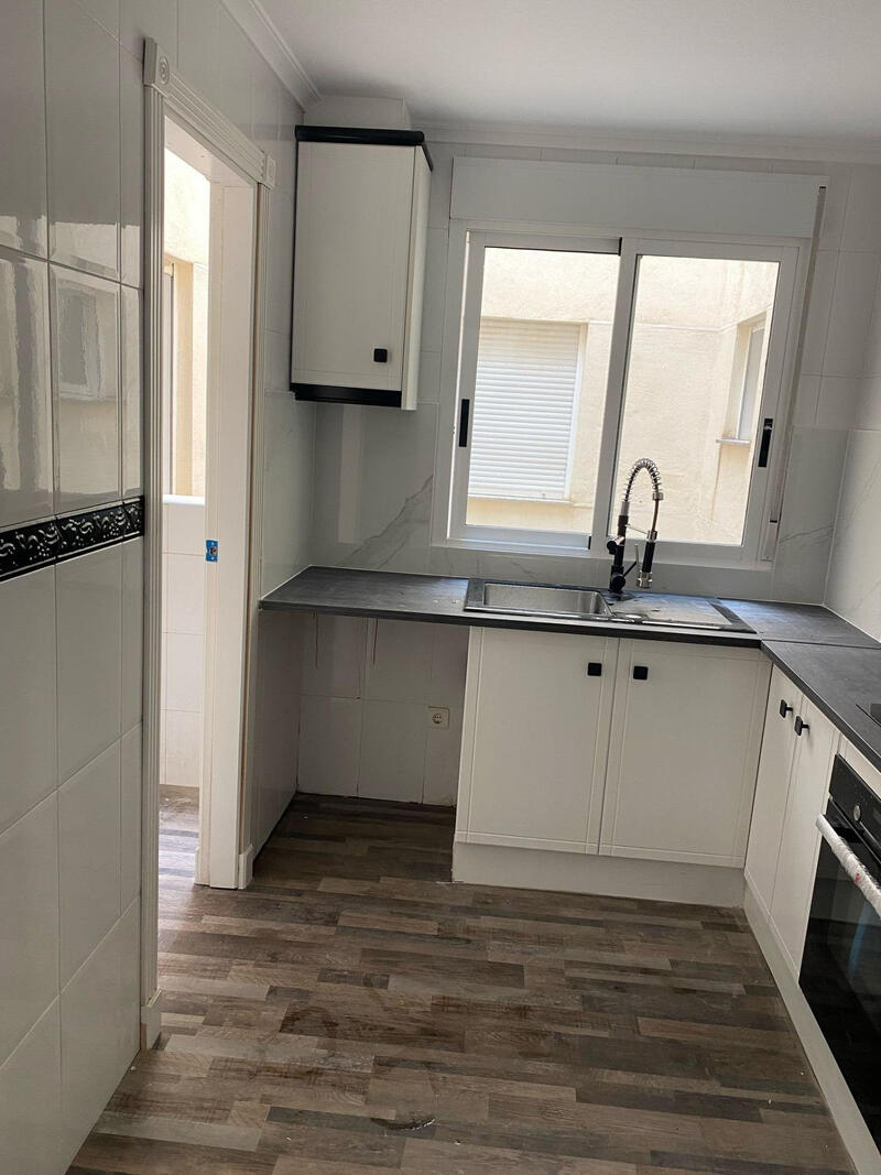 2 slaapkamer Appartement Te koop