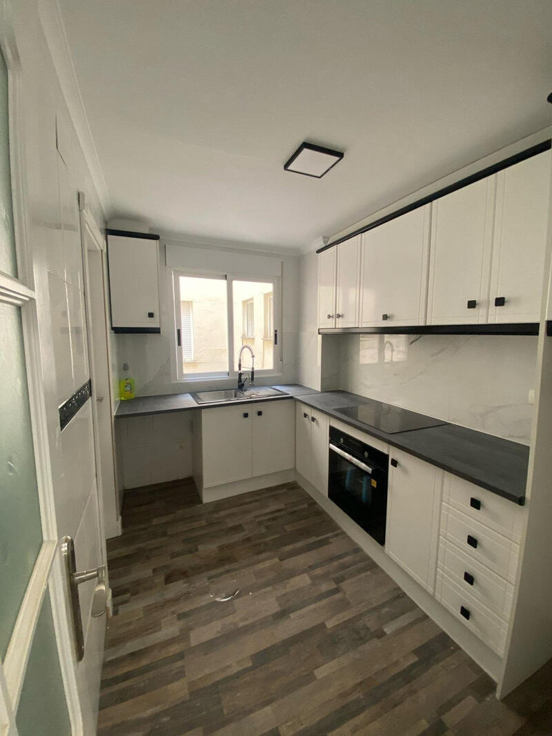 2 slaapkamer Appartement Te koop