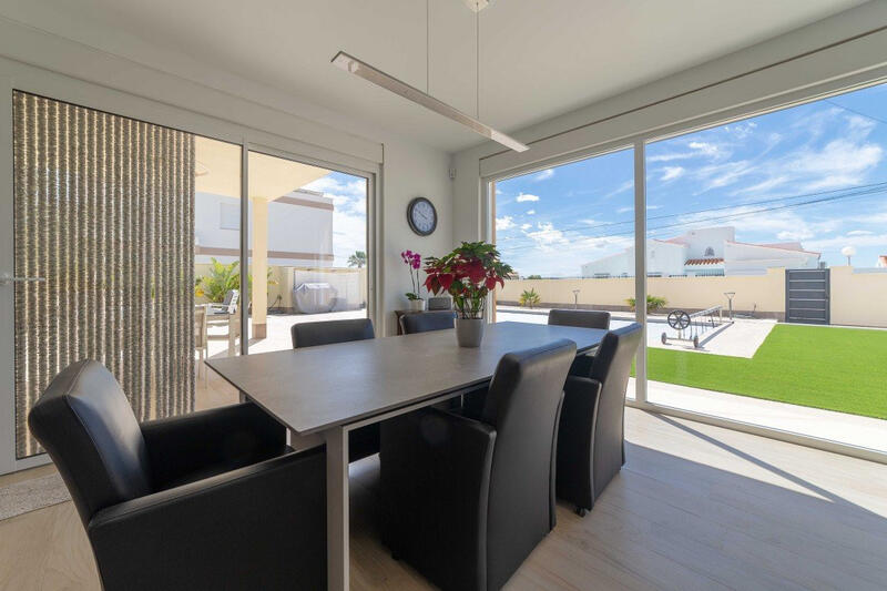4 chambre Villa à vendre