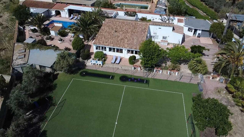 4 slaapkamer Villa Te koop