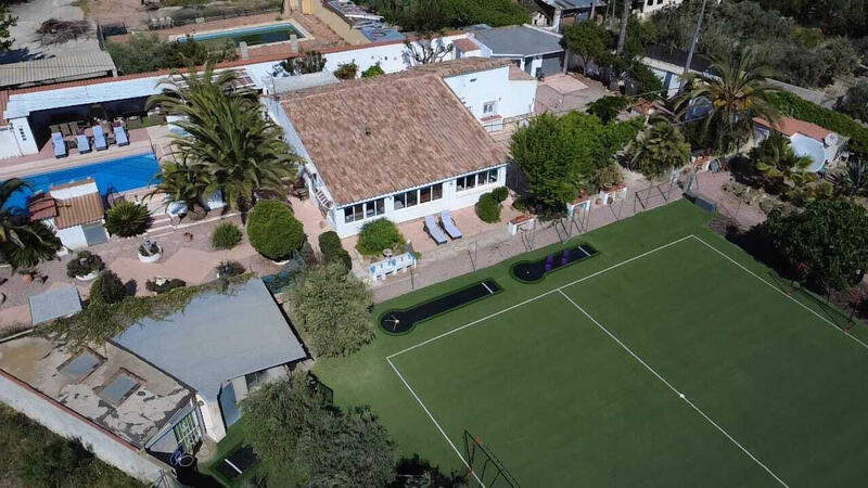 4 slaapkamer Villa Te koop