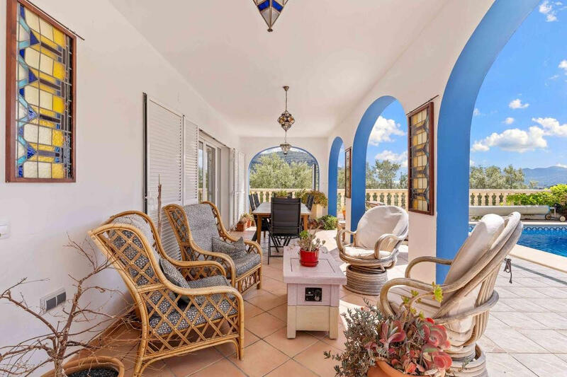 4 Cuarto Villa en venta