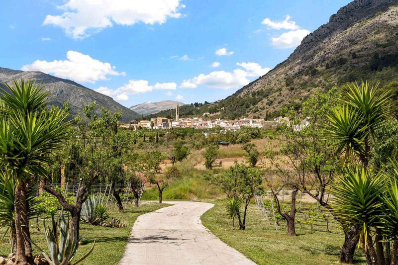 4 Cuarto Villa en venta